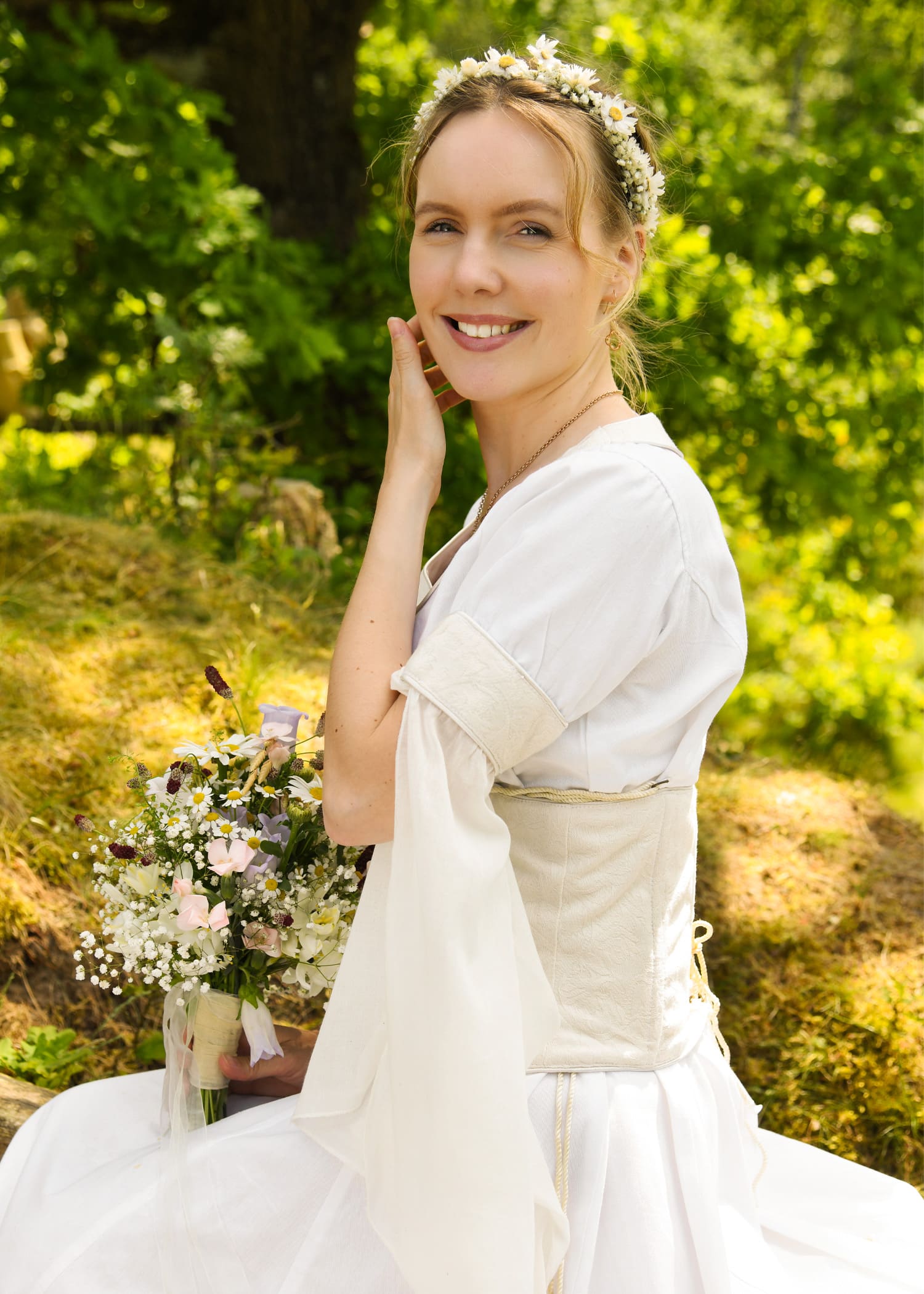 Abito da sposa per matrimonio medievale - immagine 4