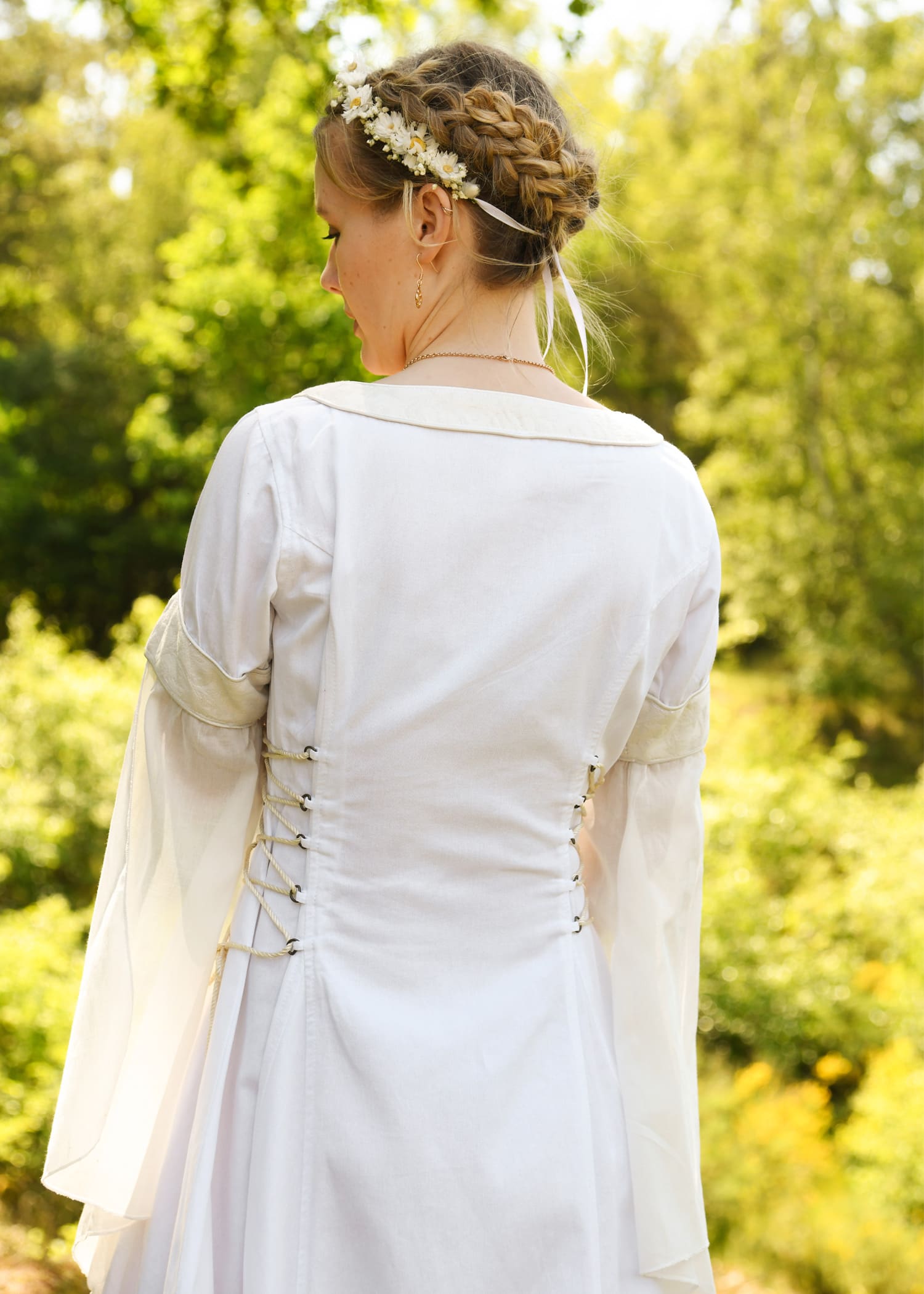 Abito da sposa per matrimonio medievale - immagine 5
