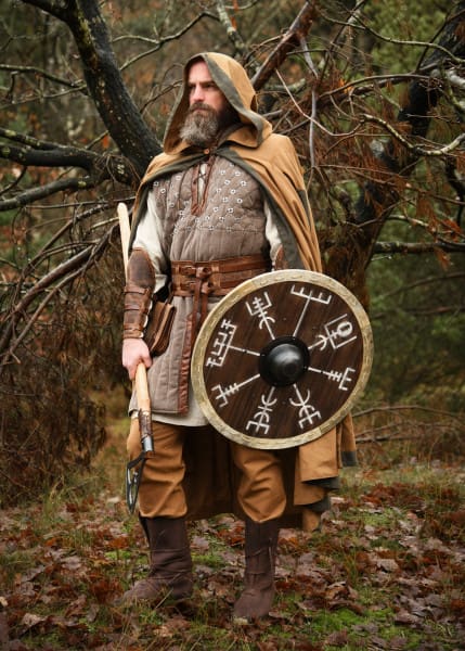 Gambeson senza maniche con dettagli fatti a mano, marrone - immagine 3